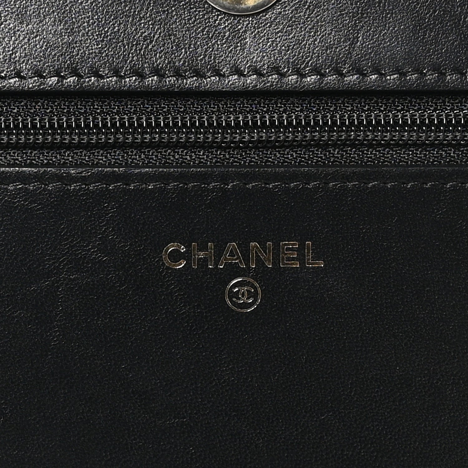 Lambskin Chevron Boy Wallet On Chain WOC Black