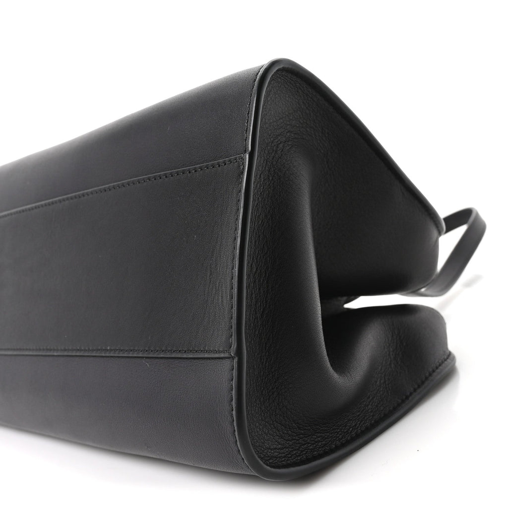 Smooth Calfskin Peggy Bag Black
