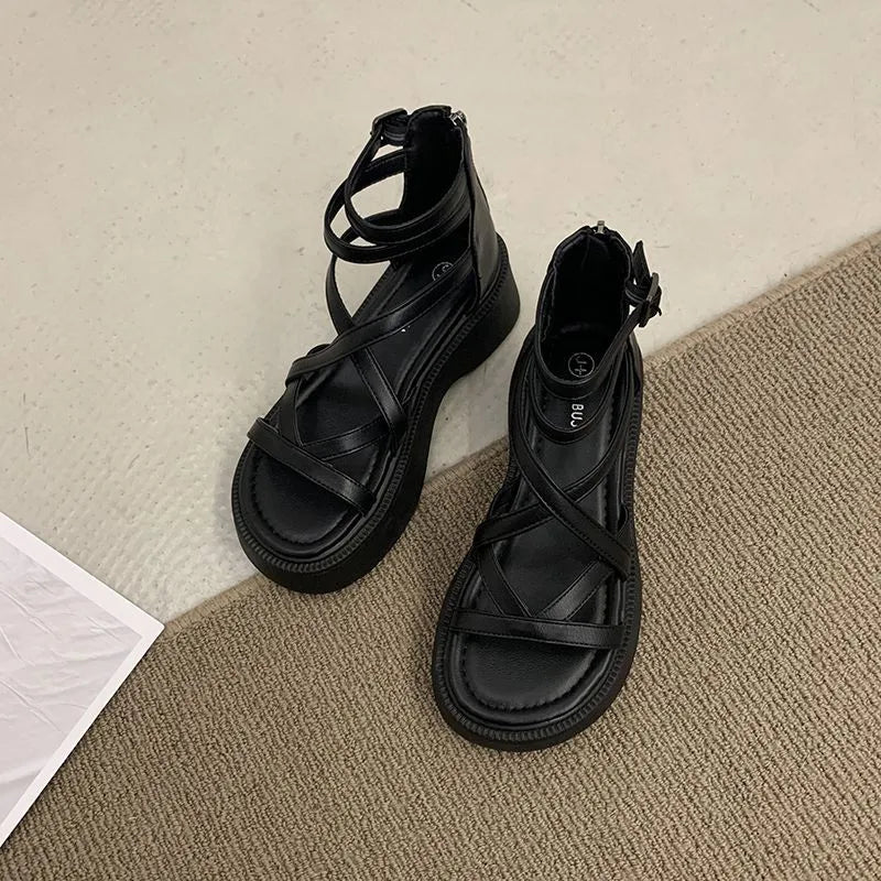 Sandalias de verano antideslizantes y cómodas de suela gruesa.