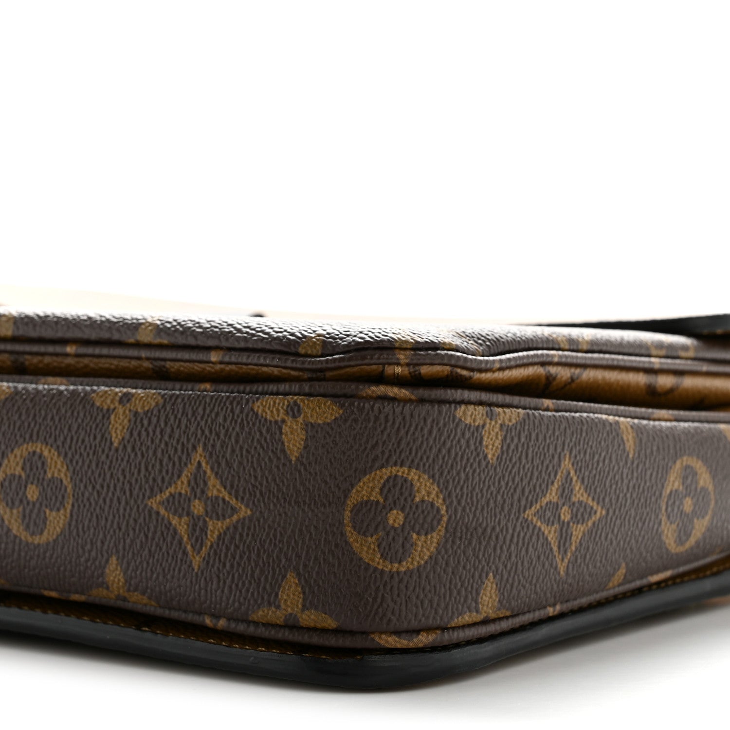 Reverse Monogram Pochette Metis