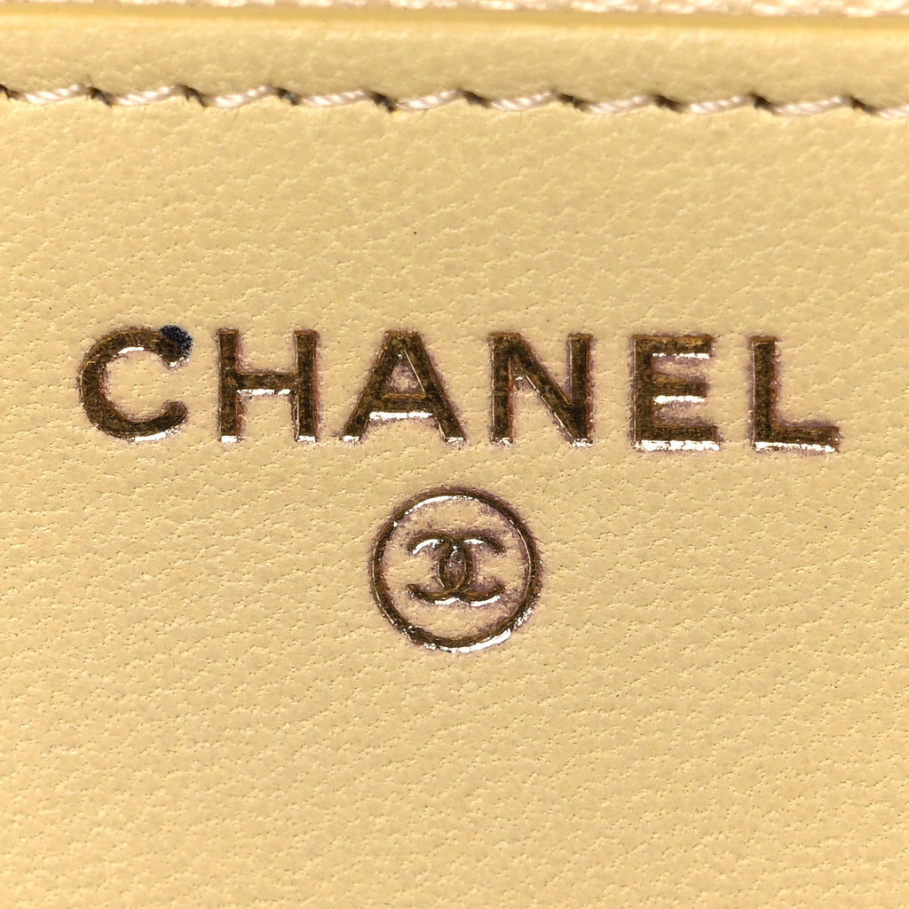 Lambskin Quilted Enamel Wallet On Chain WOC Yellow