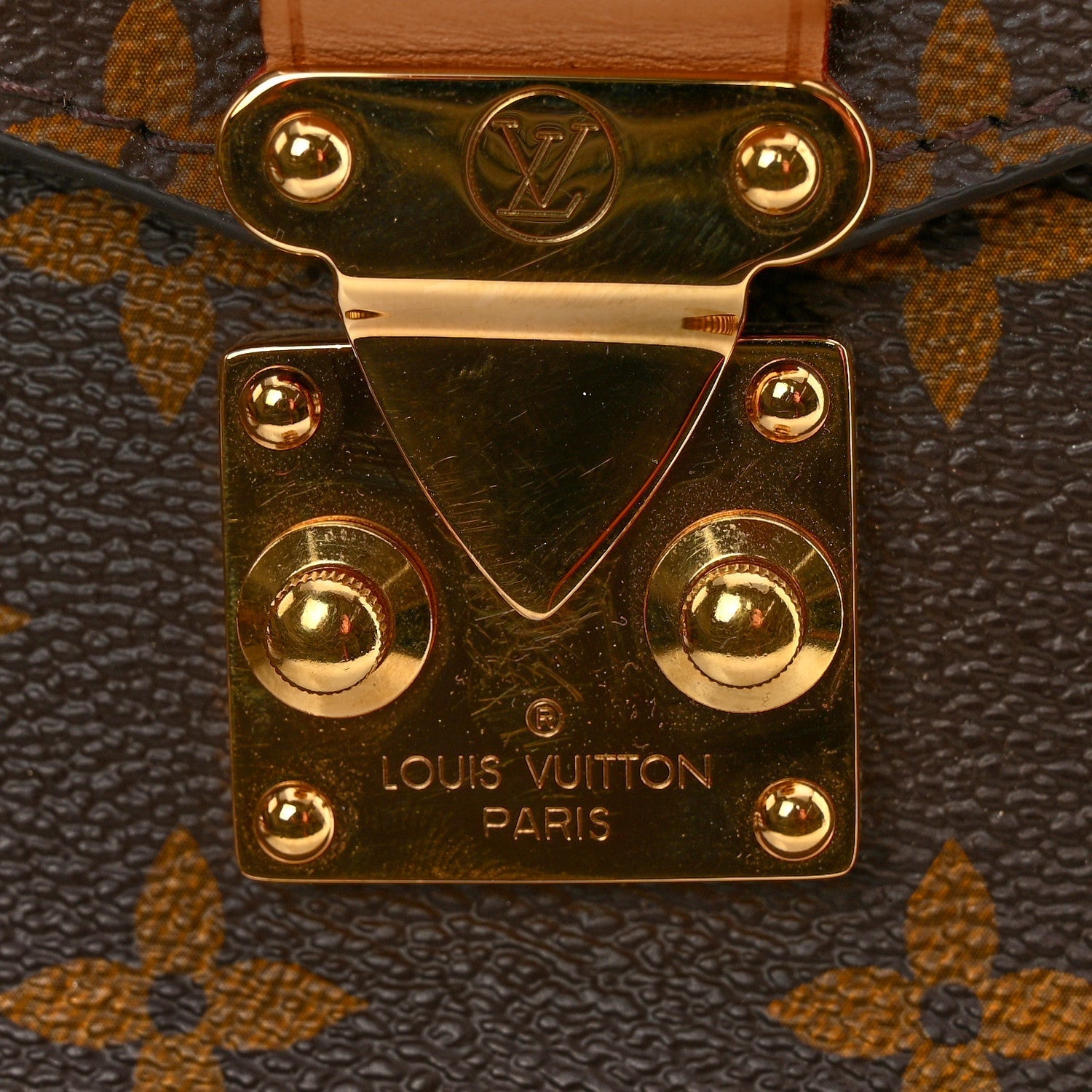 Monogram Pochette Metis
