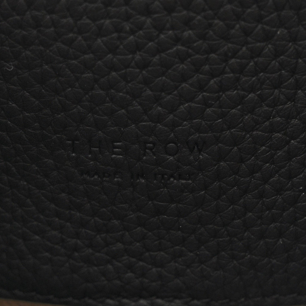 Matte Grained Calfskin Soft Margaux 12 Black