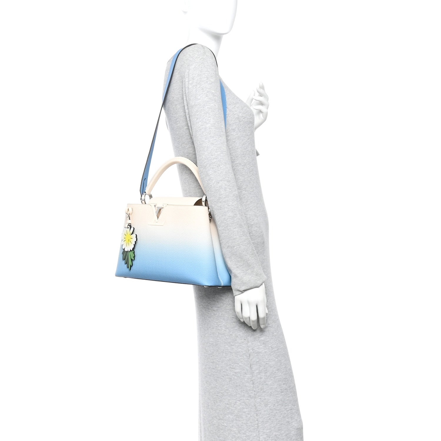 Taurillon Capucines MM Gradient Blue