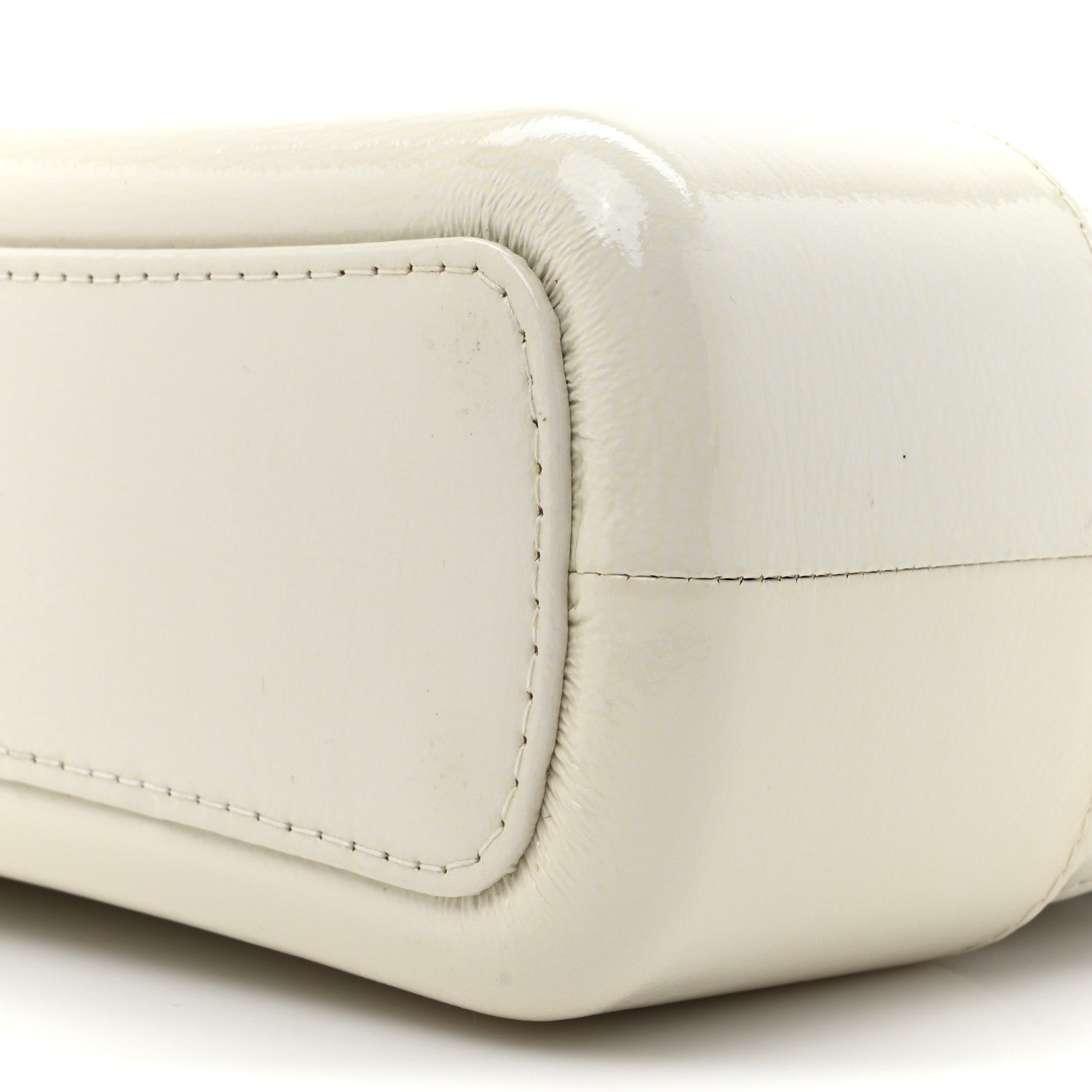 Patent Goatskin Quilted Medium Gabrielle Hobo White