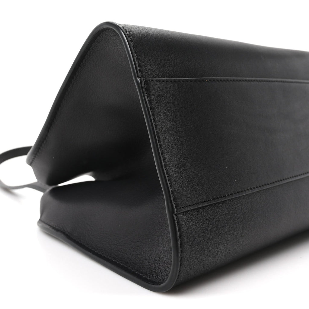 Smooth Calfskin Peggy Bag Black
